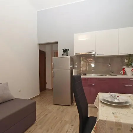 Fuer 3 Personen Ca 35 Qm In Pula, Istrien Istrische Riviera * Пула